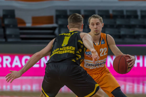 与传统铸铁 与传统铸铁