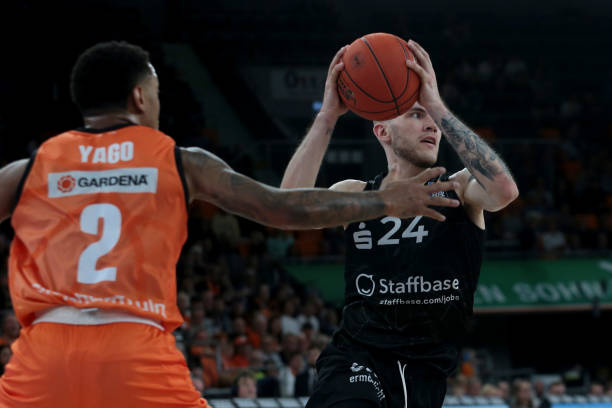 篮网表现失 篮网表现失